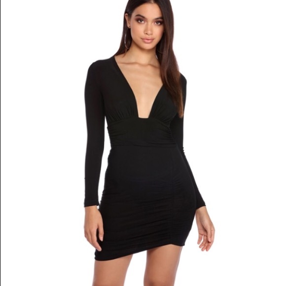 Windsor Dresses & Skirts - Windsor sexy ruche little black dress